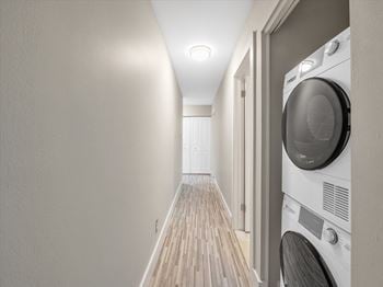 Full Size Stackable Washer Dryer Combo